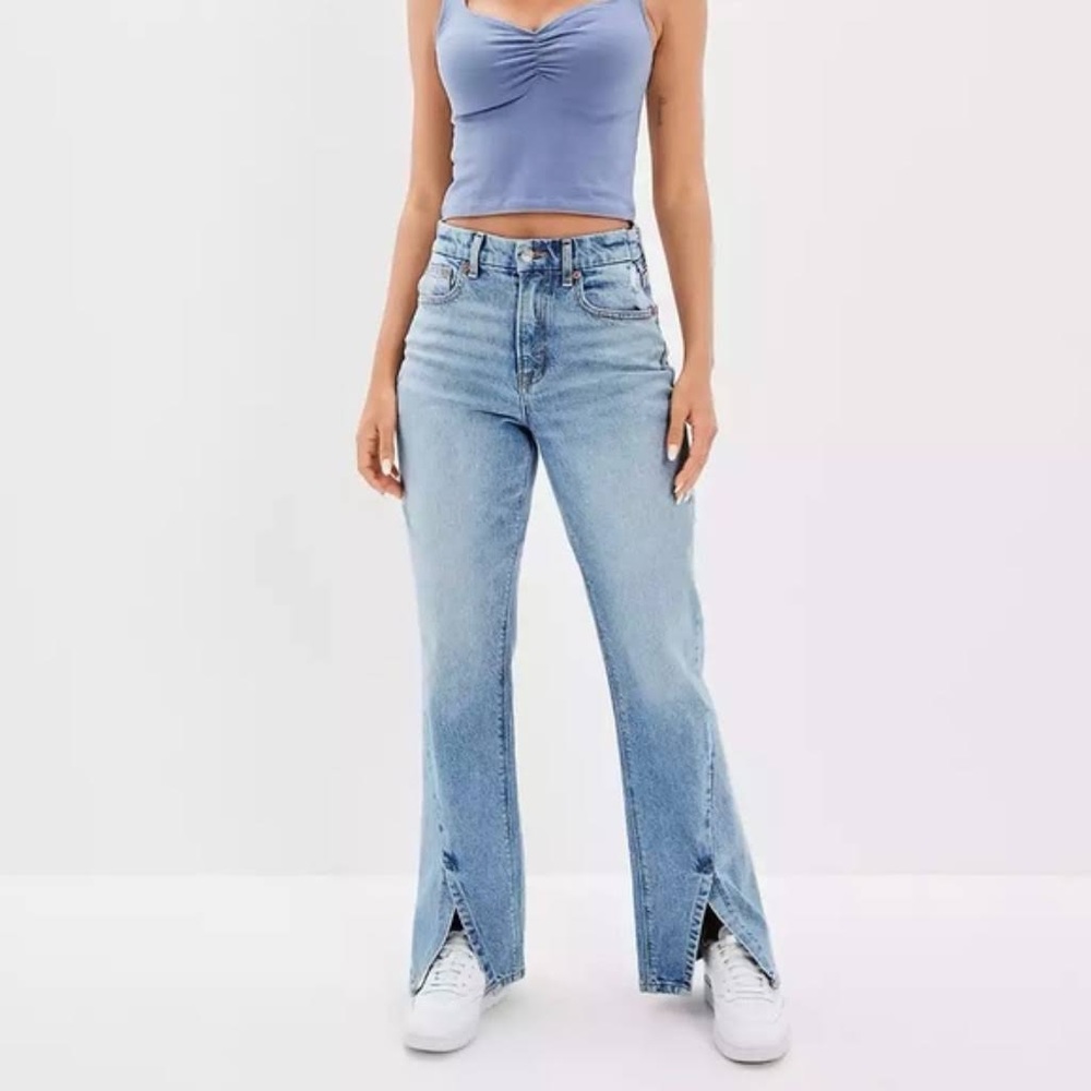 10 Short : American Eagle 90’s boot cut split hem